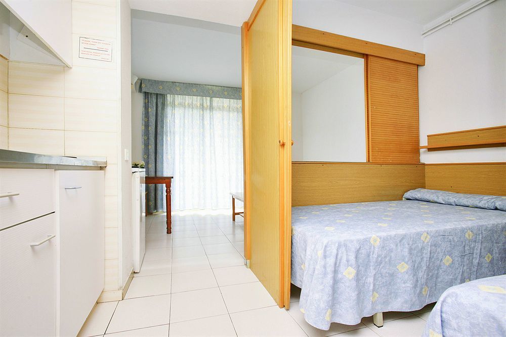 Vendrell Apartment Salou Ngoại thất bức ảnh
